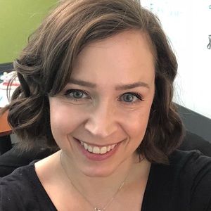 Meet your Posher, Dana